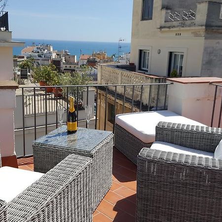The Sky Attic Apartment 시체스 외부 사진